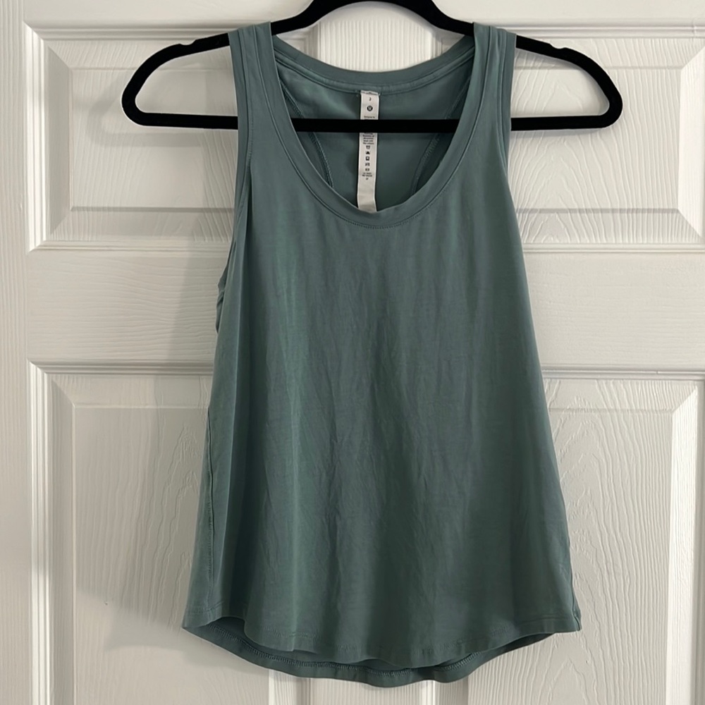 Lululemon love tank!